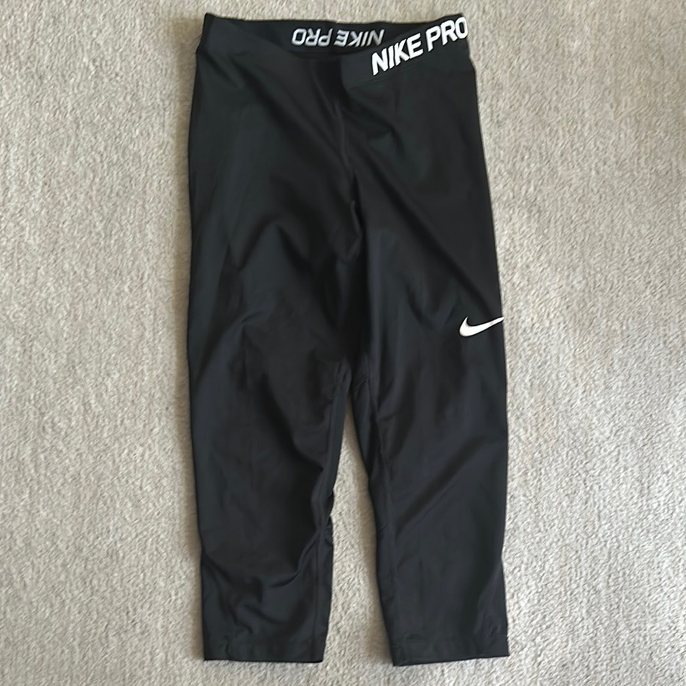 Nike Pro Capris